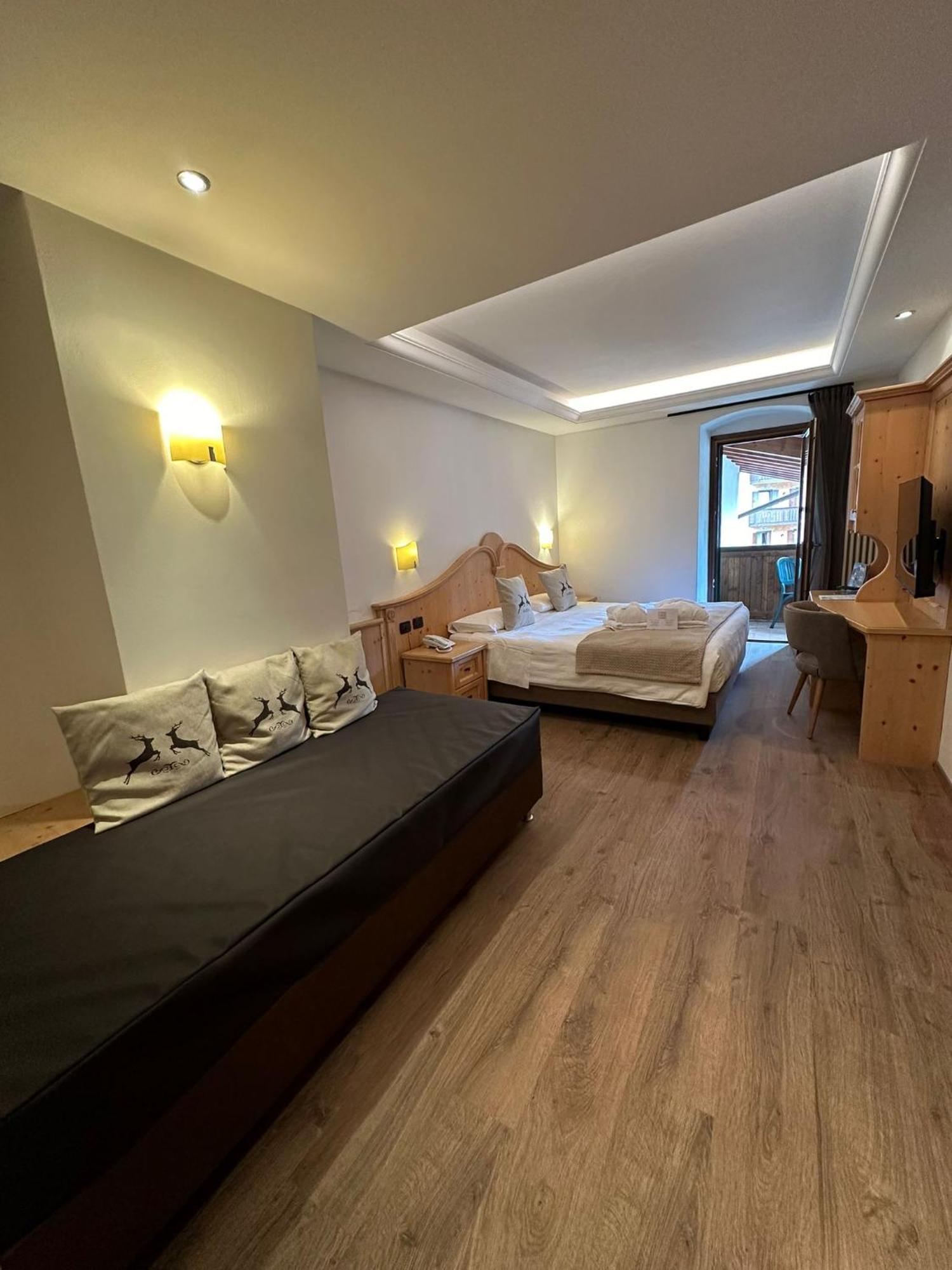 Hotel Isolabella Wellness Фиера ди Примиеро Екстериор снимка