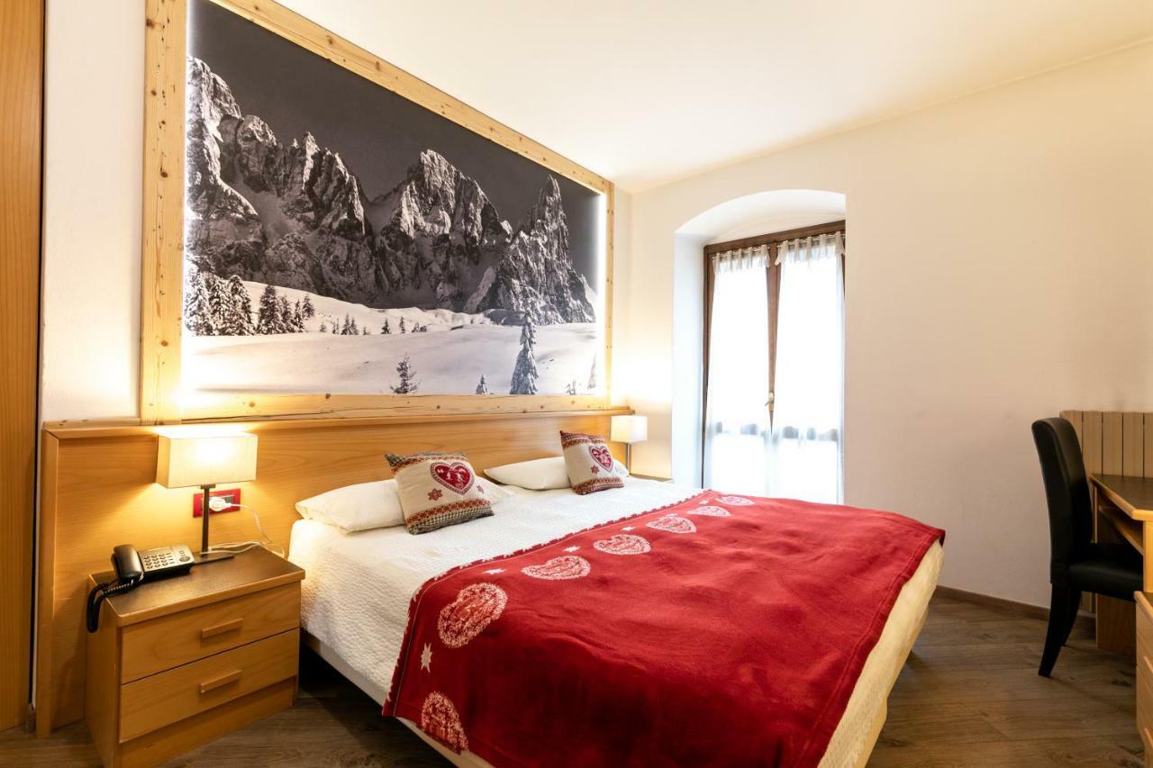 Hotel Isolabella Wellness Фиера ди Примиеро Екстериор снимка